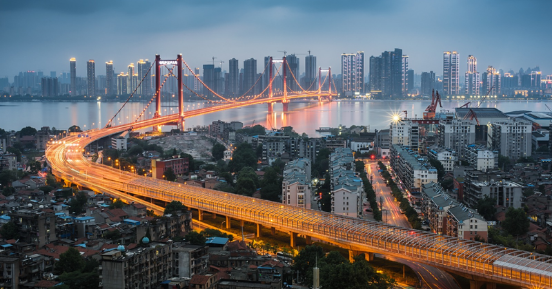 Studenti internazionali espulsi dall'Università di Wuhan