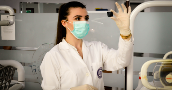 Italy increases posts in medicine courses